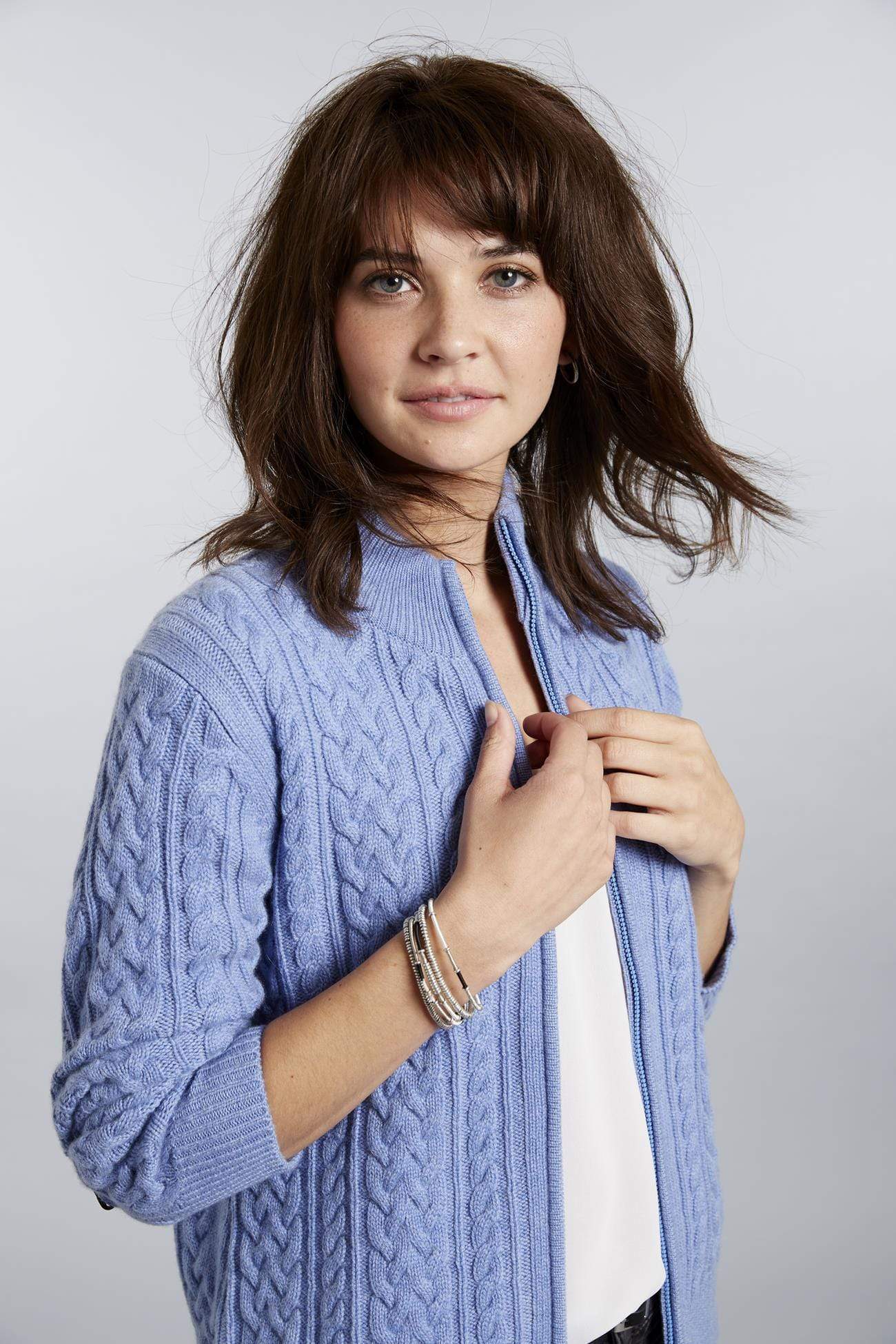 Women's blue hot sale cashmere sweater